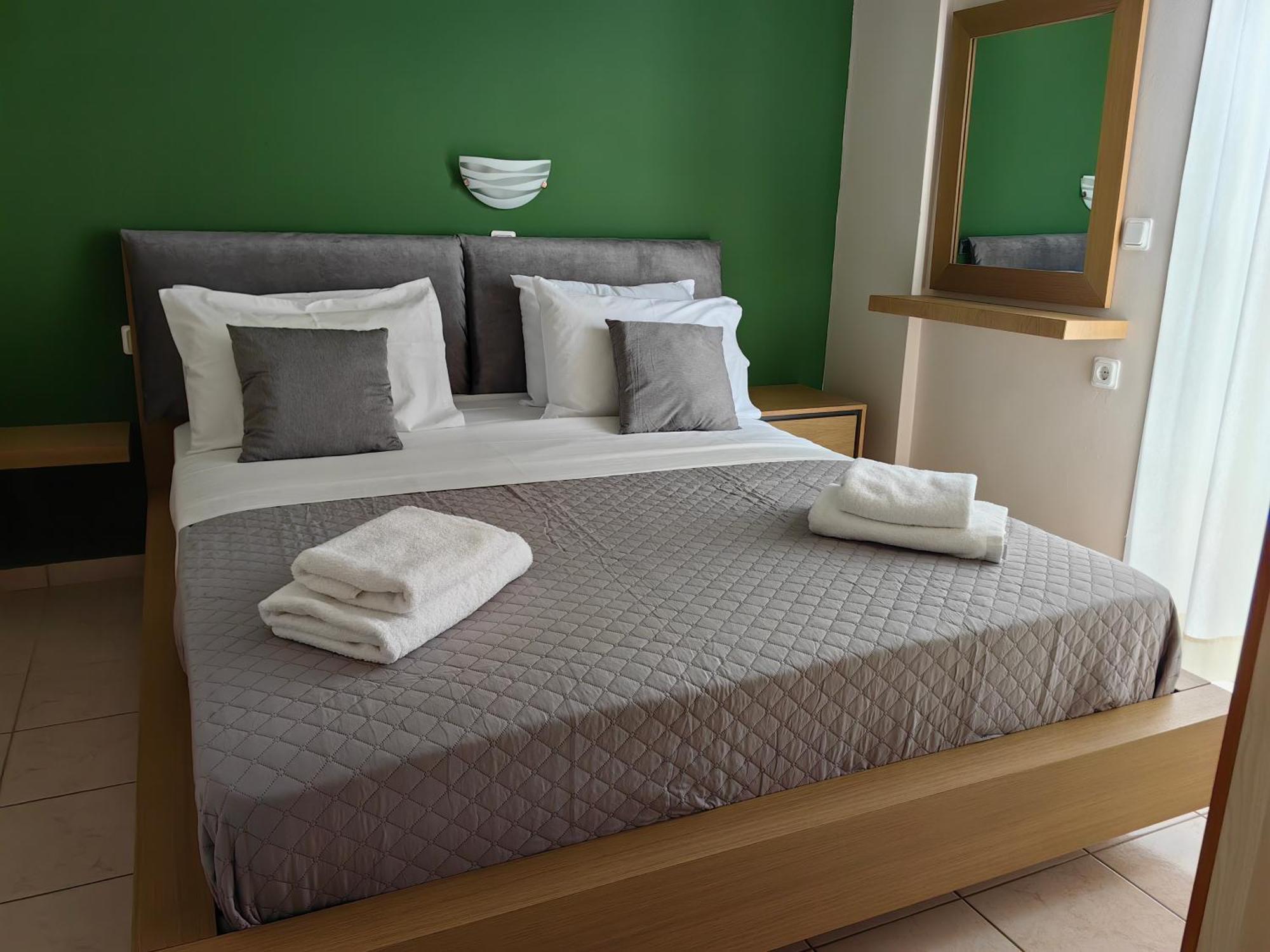 Aggelina Apartment Нидри Екстериор снимка