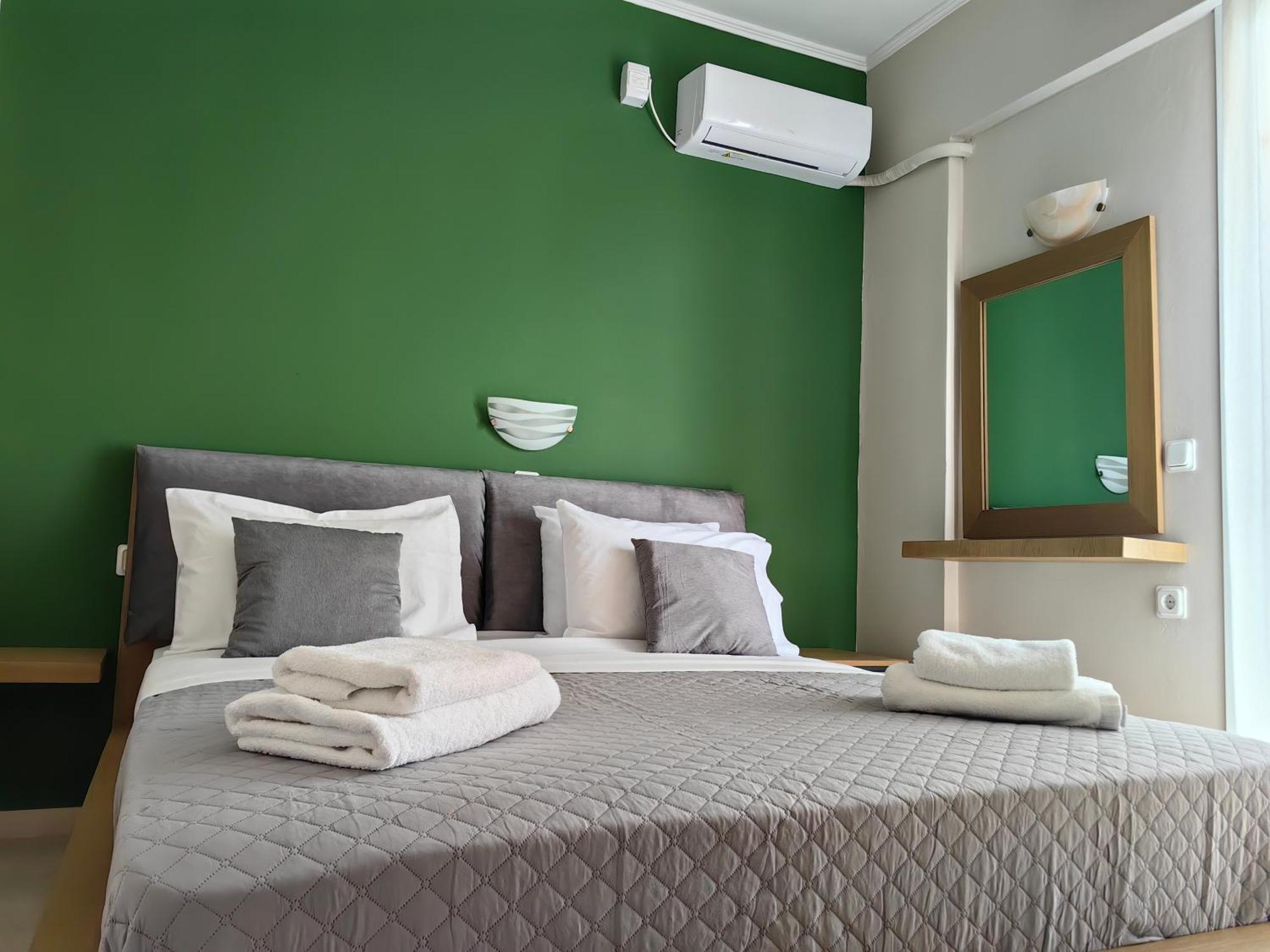 Aggelina Apartment Нидри Екстериор снимка