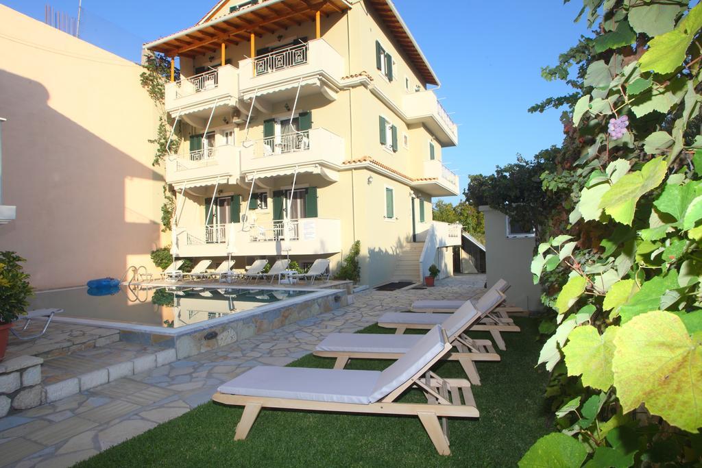 Aggelina Apartment Нидри Екстериор снимка