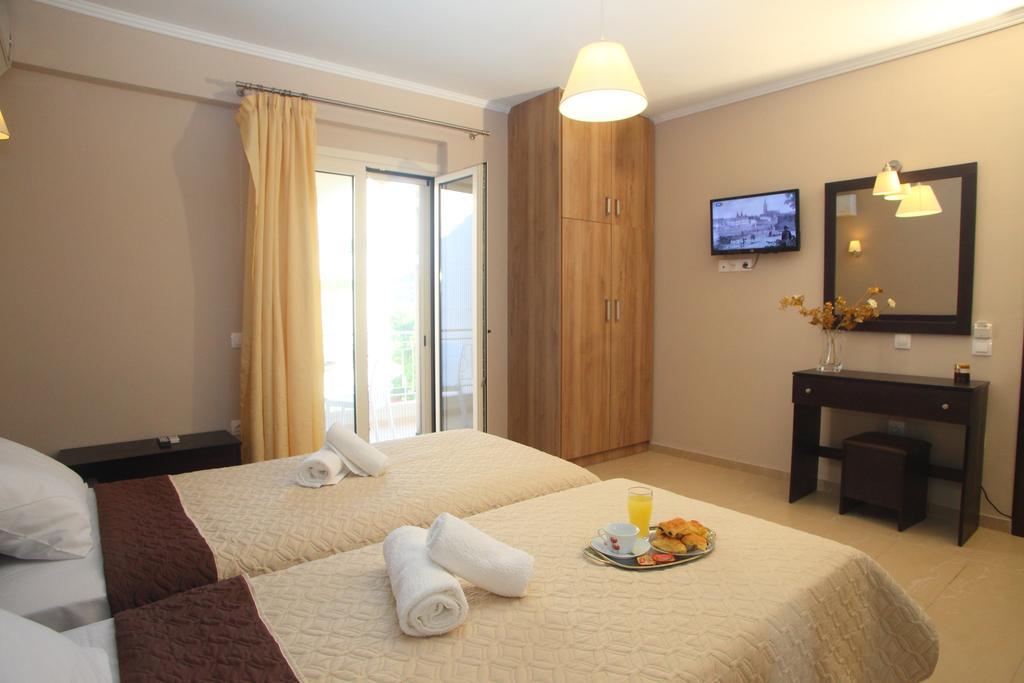 Aggelina Apartment Нидри Екстериор снимка
